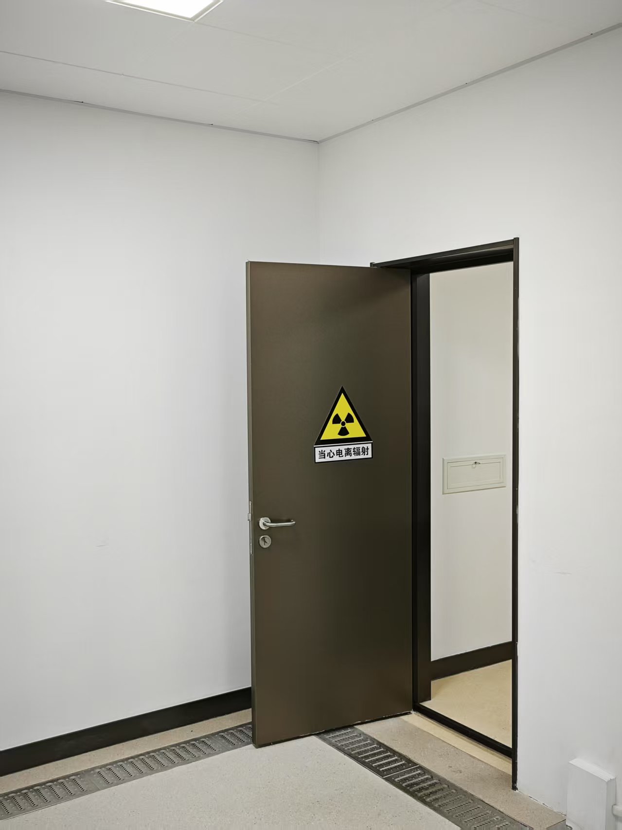 鄂州CT室手动单开防护铅门